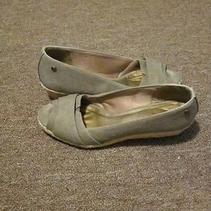 Womens dress / casual shoes